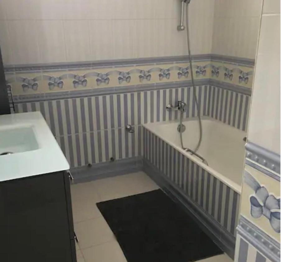 Le Cezanne, 200M Plage, Grand Balcon ,Wifi, Cassis Zewnętrze zdjęcie